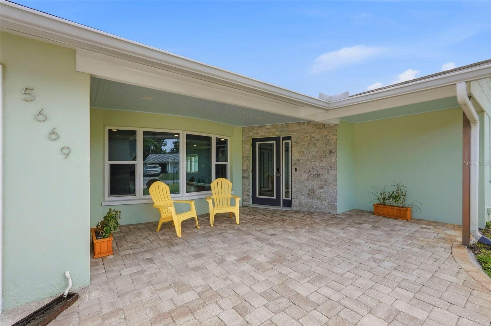 CAMELOT PARK - Residential