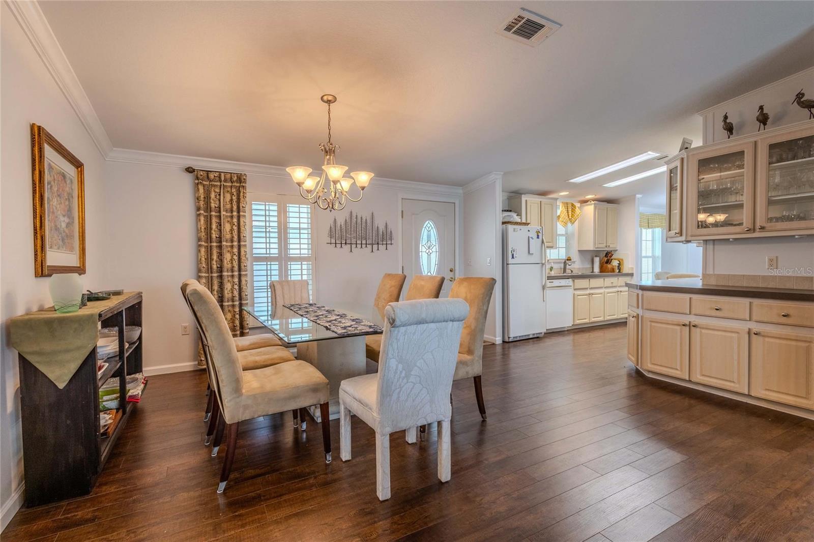 MAPLE LEAF ESTATES - Residential