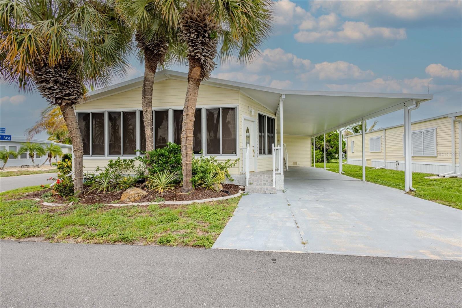 MAPLE LEAF ESTATES - Residential