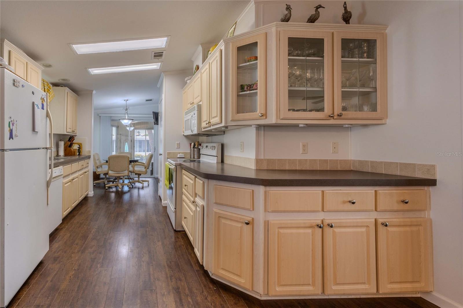 MAPLE LEAF ESTATES - Residential