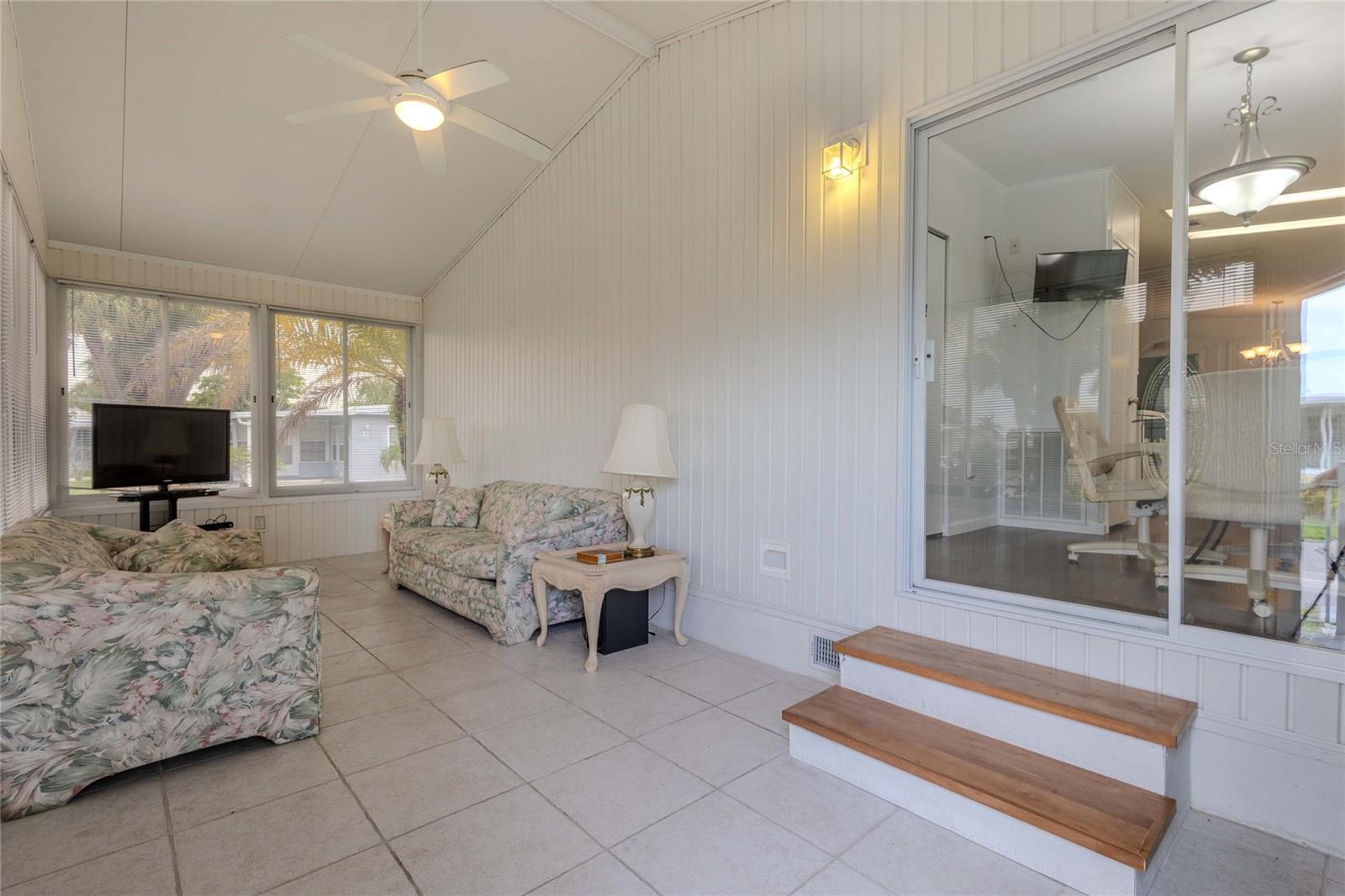 MAPLE LEAF ESTATES - Residential