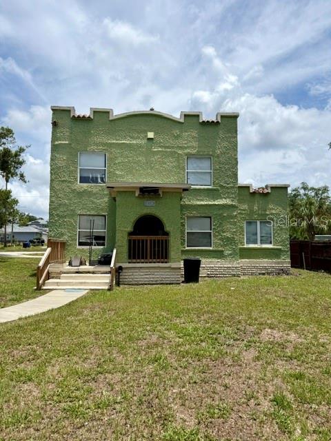 Cash Only – Prime Value-Add Opportunity in South St. Petersburg!

Exceptional opportunity to renovate, redevelop, or add to your investment portfolio. Situated on a spacious lot in a growing South St. Petersburg neighborhood, this property offers outstanding upside for a complete renovation, long-term rental, fix-and-flip, or new construction.

The existing home sustained damage during the 2024 hurricanes and is being sold AS-IS. Buyers are encouraged to conduct their own due diligence regarding the property's condition and redevelopment potential.

Conveniently located just minutes from downtown St. Petersburg, Gulf beaches, shopping, dining, parks, and major commuter routes. With continued redevelopment throughout the surrounding area, this property presents an excellent opportunity to capitalize on both land value and future appreciation.

Cash offers only.