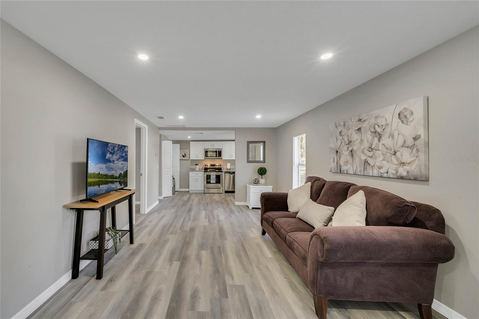 SANFORD TOWN OF - Residential Lease
