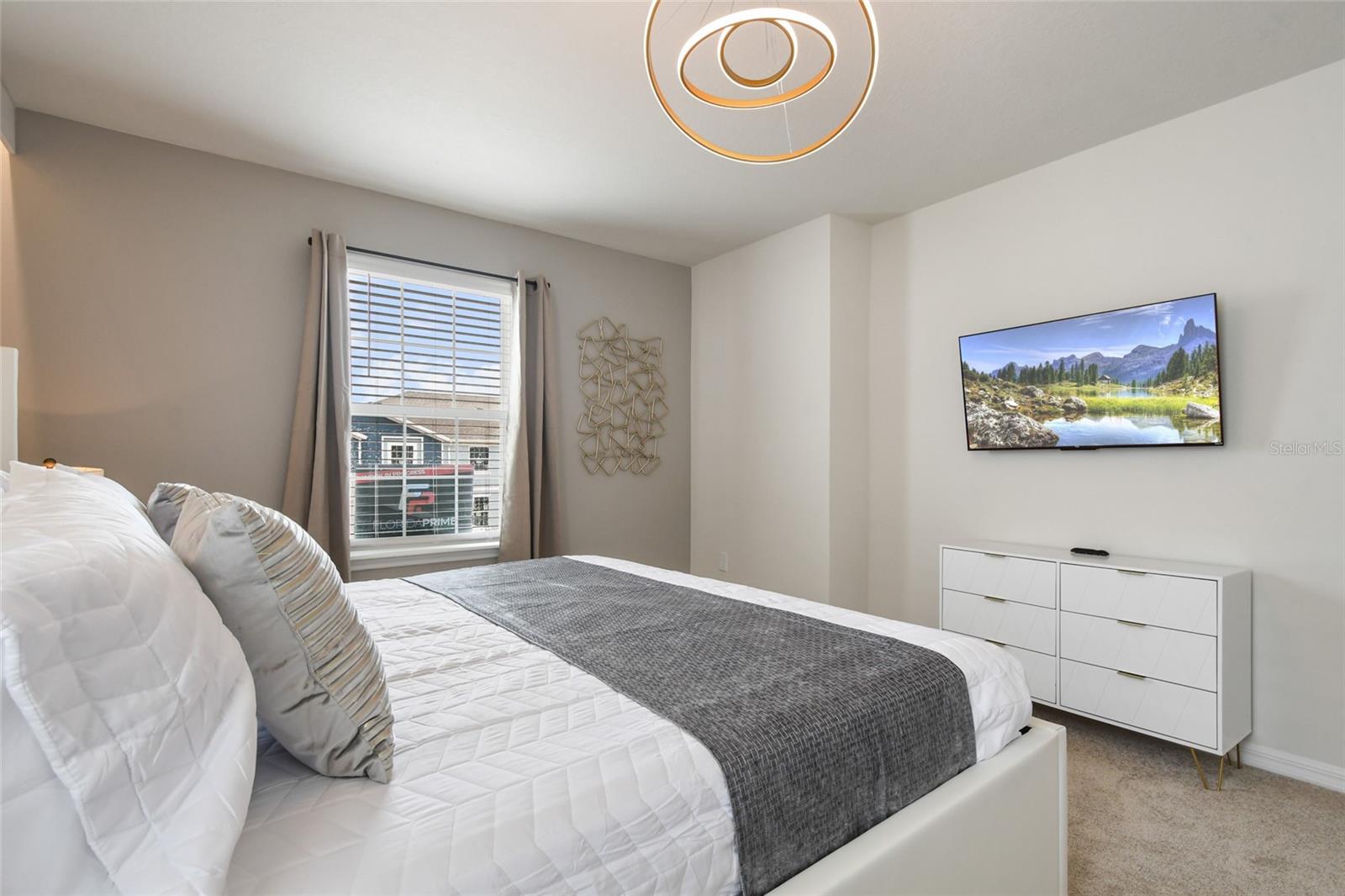 WINDSOR ISLAND RESIDENCE PH 3 - Residential