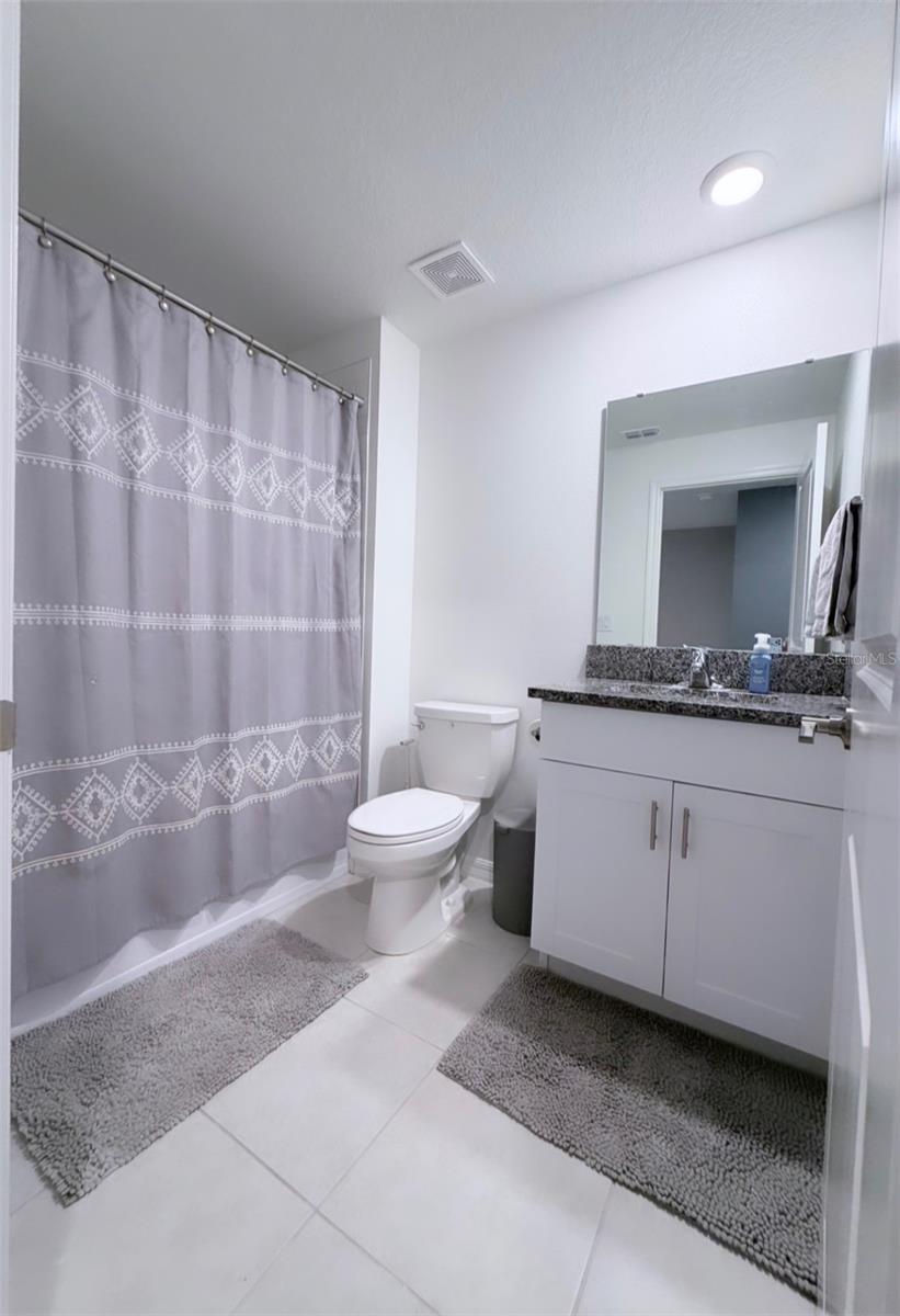 TOWNES/LK THOMAS PH 1 - Residential