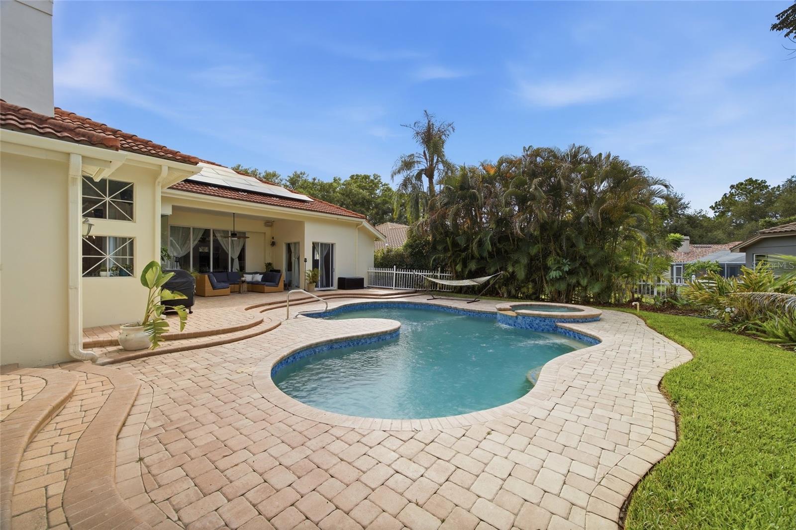 PINNACLE AT COBBS LANDING - Residential