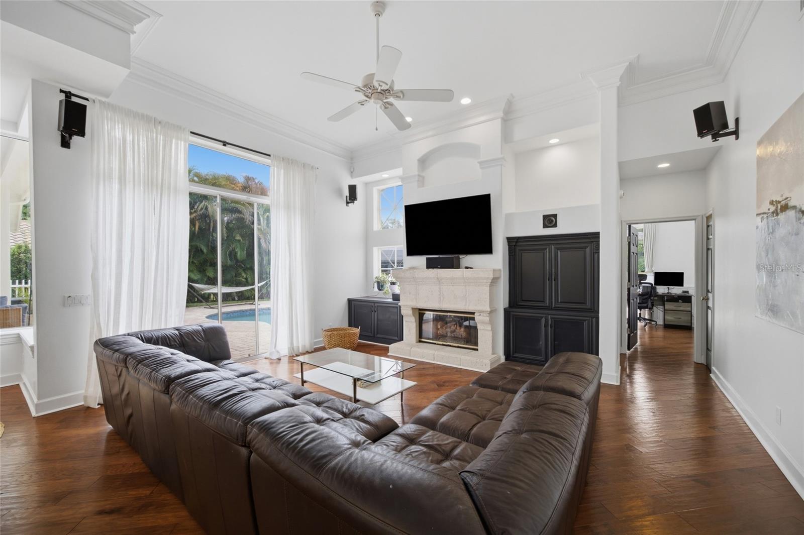 PINNACLE AT COBBS LANDING - Residential