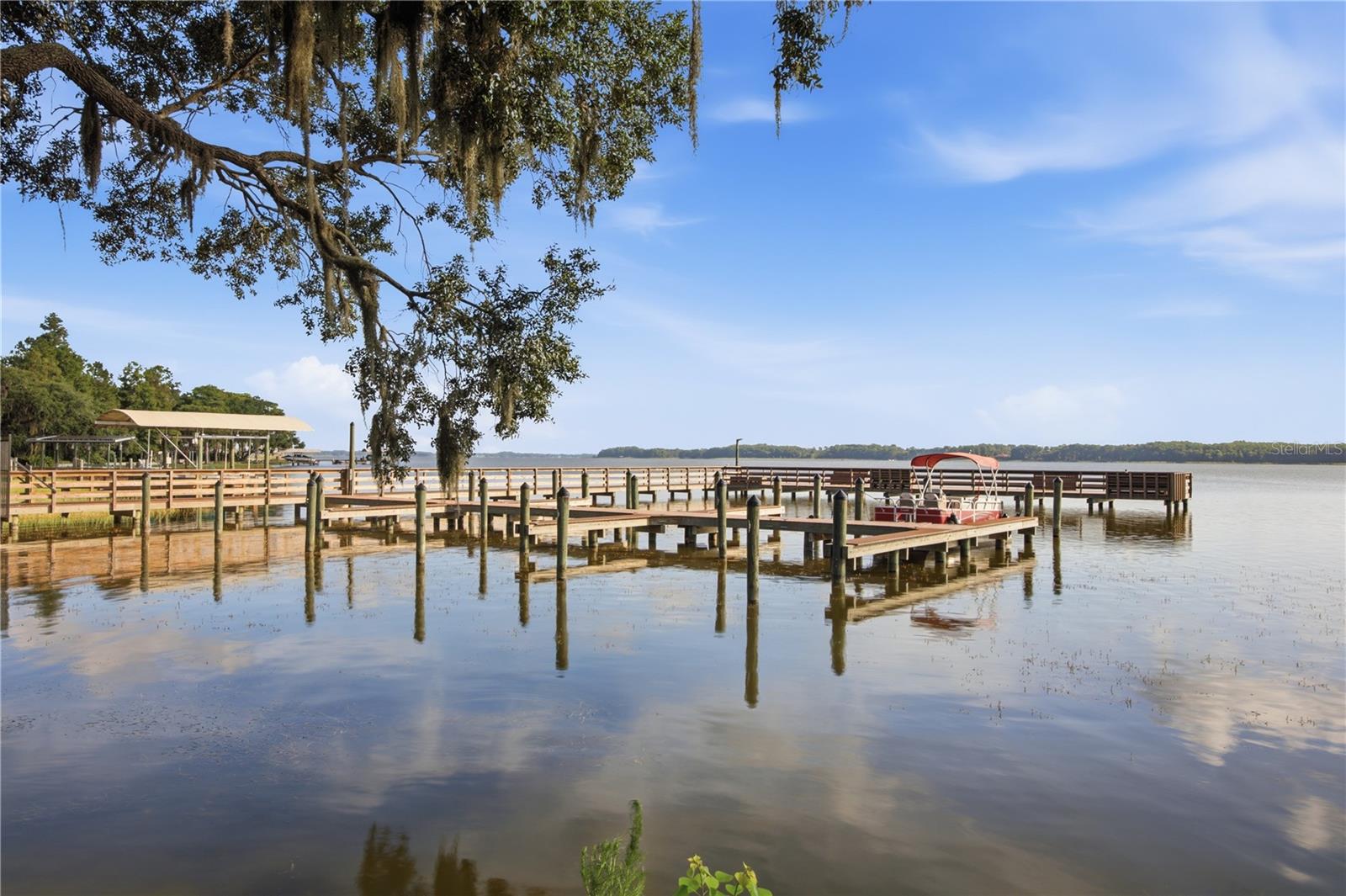PINNACLE AT COBBS LANDING - Residential