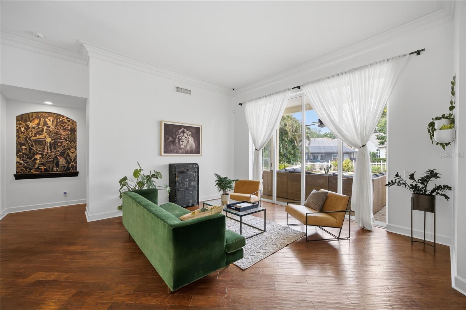PINNACLE AT COBBS LANDING - Residential
