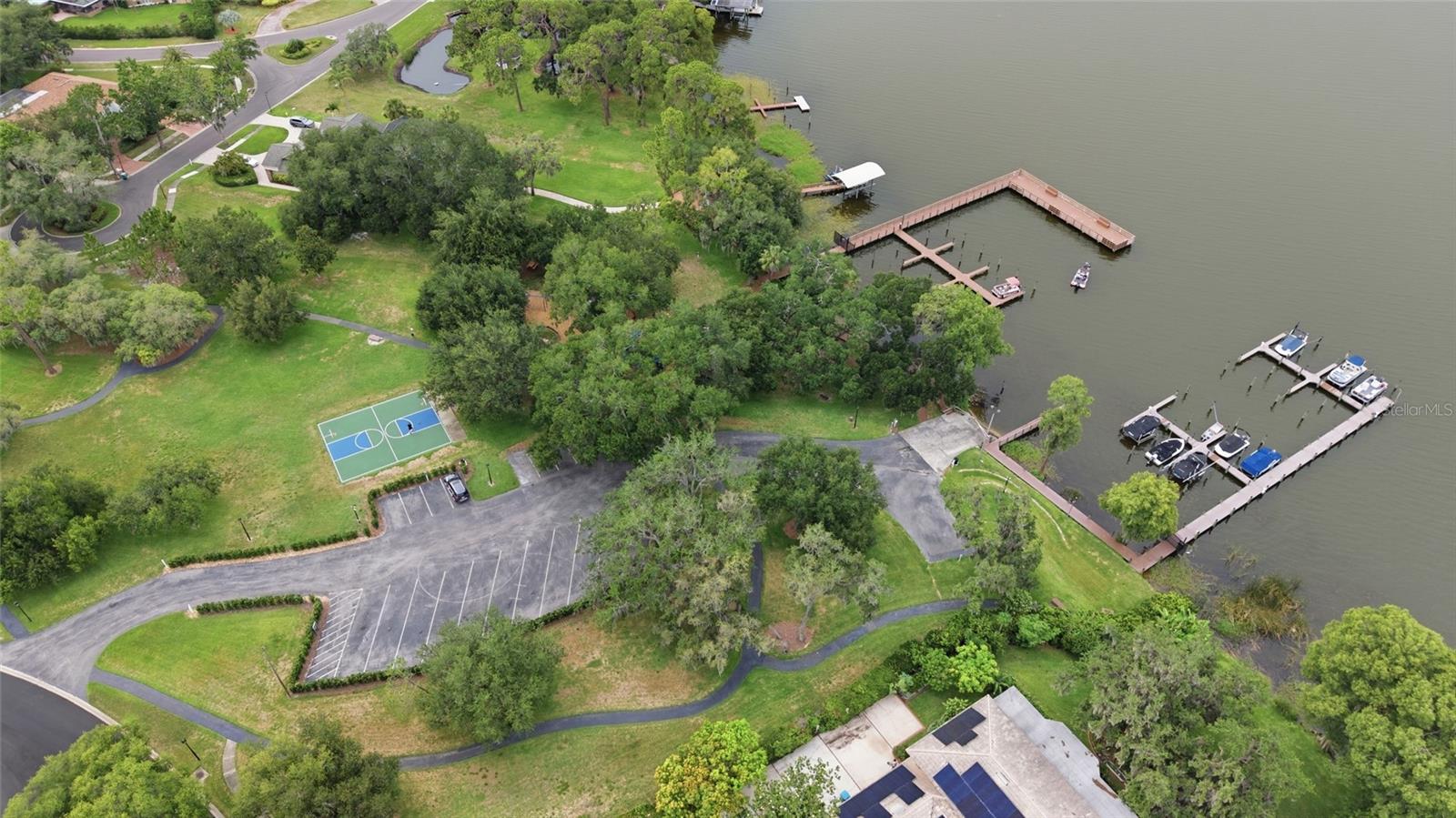 PINNACLE AT COBBS LANDING - Residential