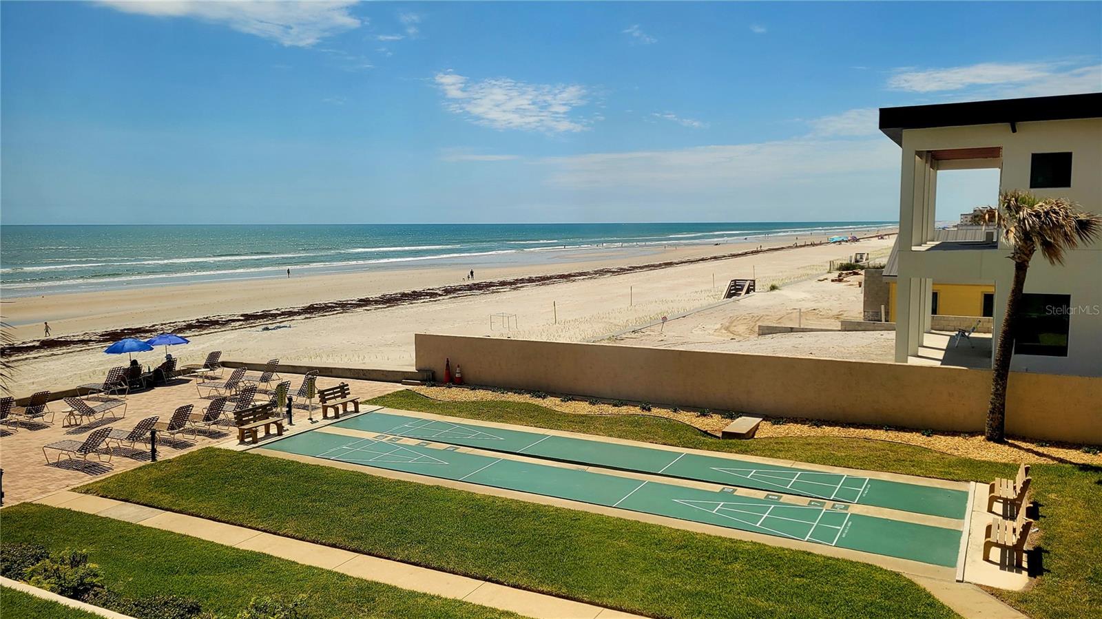 HACIENDA DEL SOL CONDO - Residential