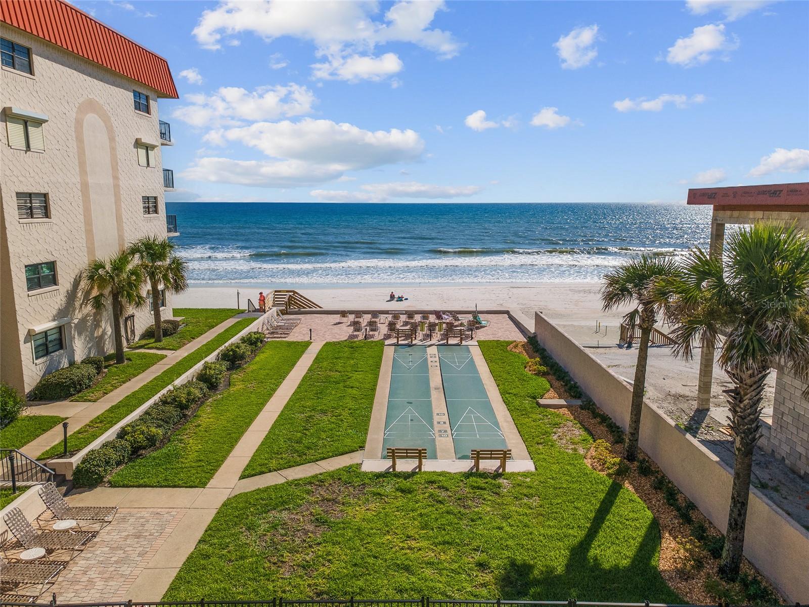 HACIENDA DEL SOL CONDO - Residential