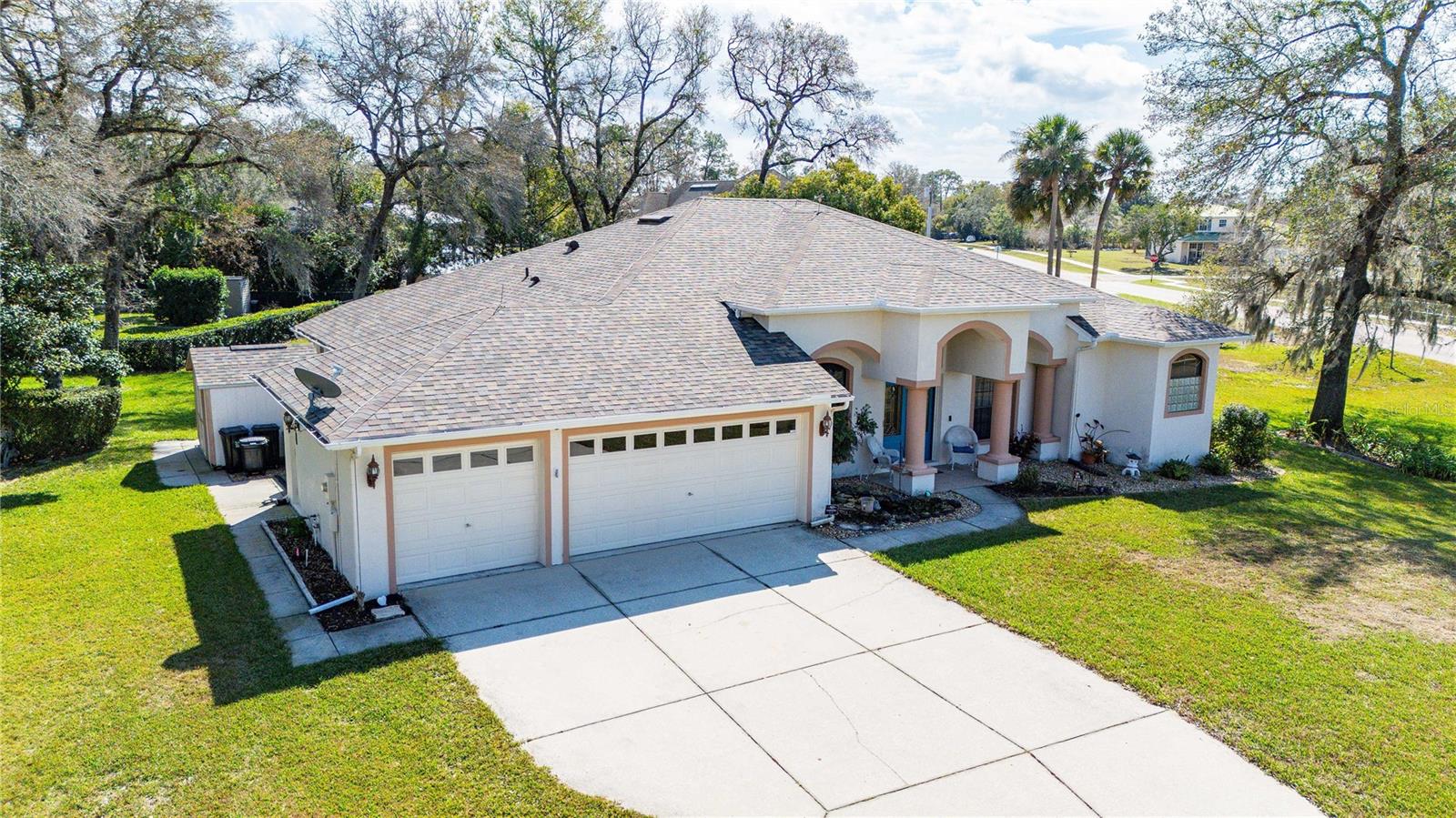 PLANTATION ESTATES - Residential
