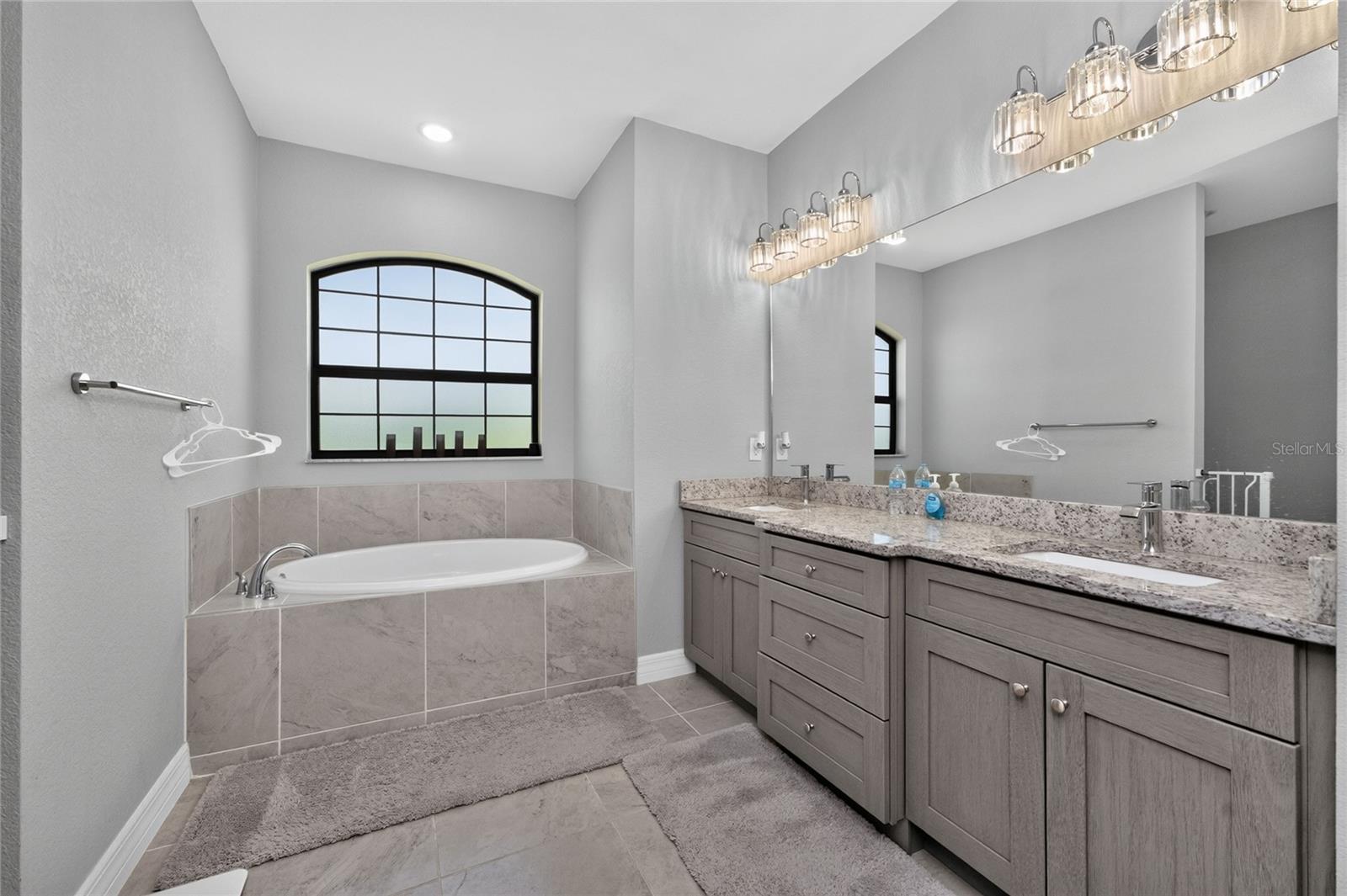 TIERRA CORONADO - Residential