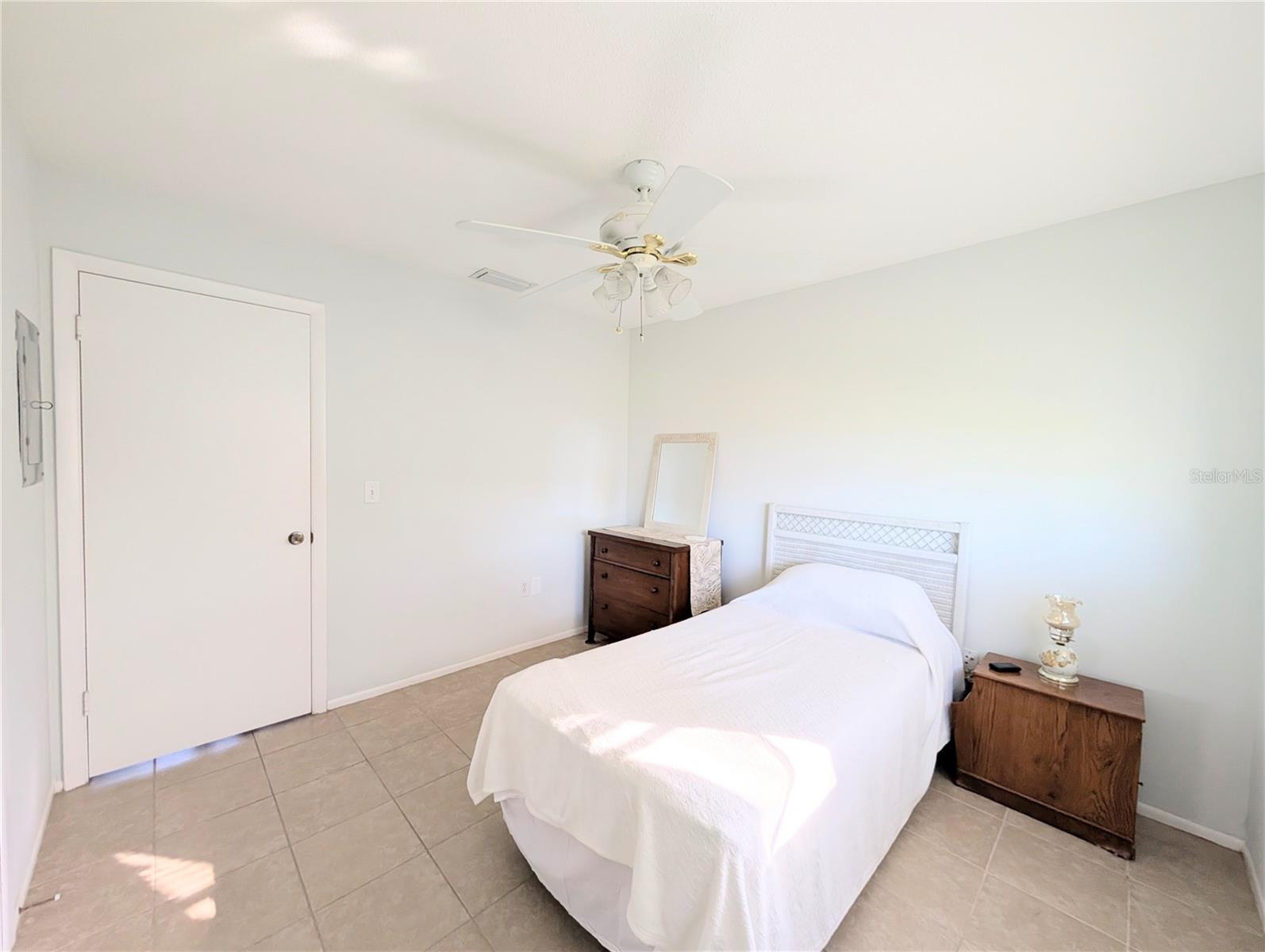 PARKWAY VILLAS - Residential