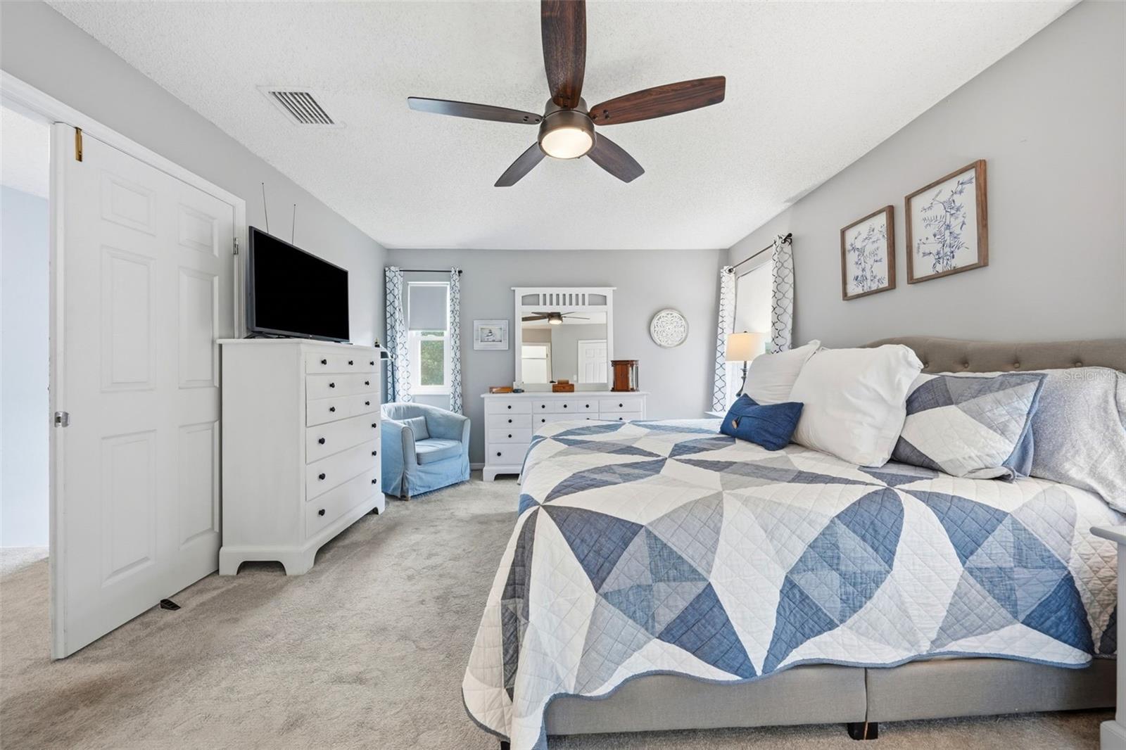 WATERFORD LAKES/CROSSROADS - Residential