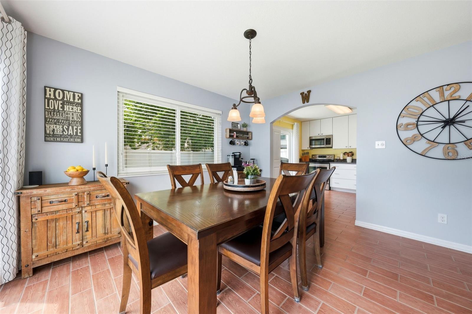 WATERFORD LAKES/CROSSROADS - Residential