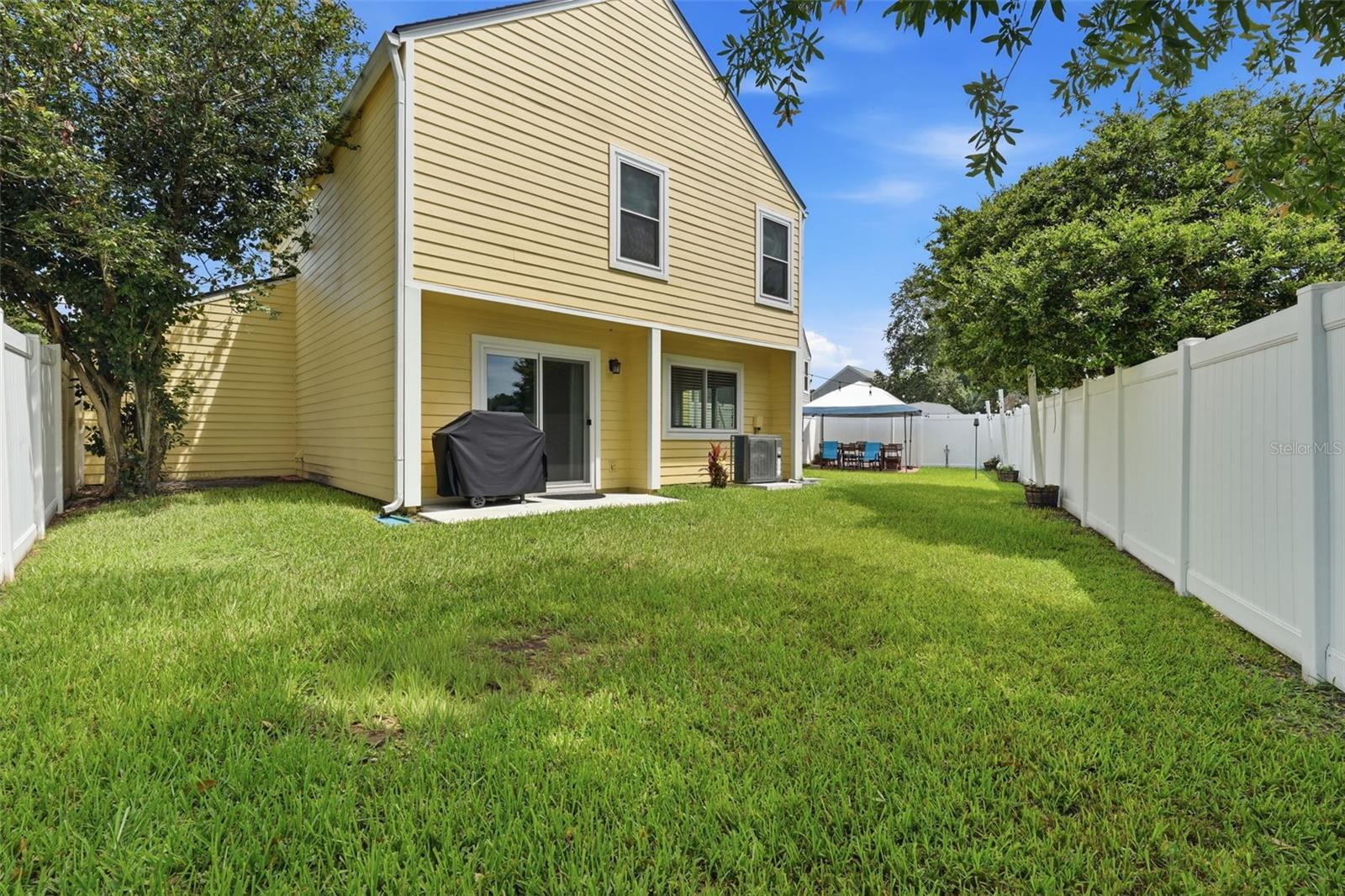 WATERFORD LAKES/CROSSROADS - Residential