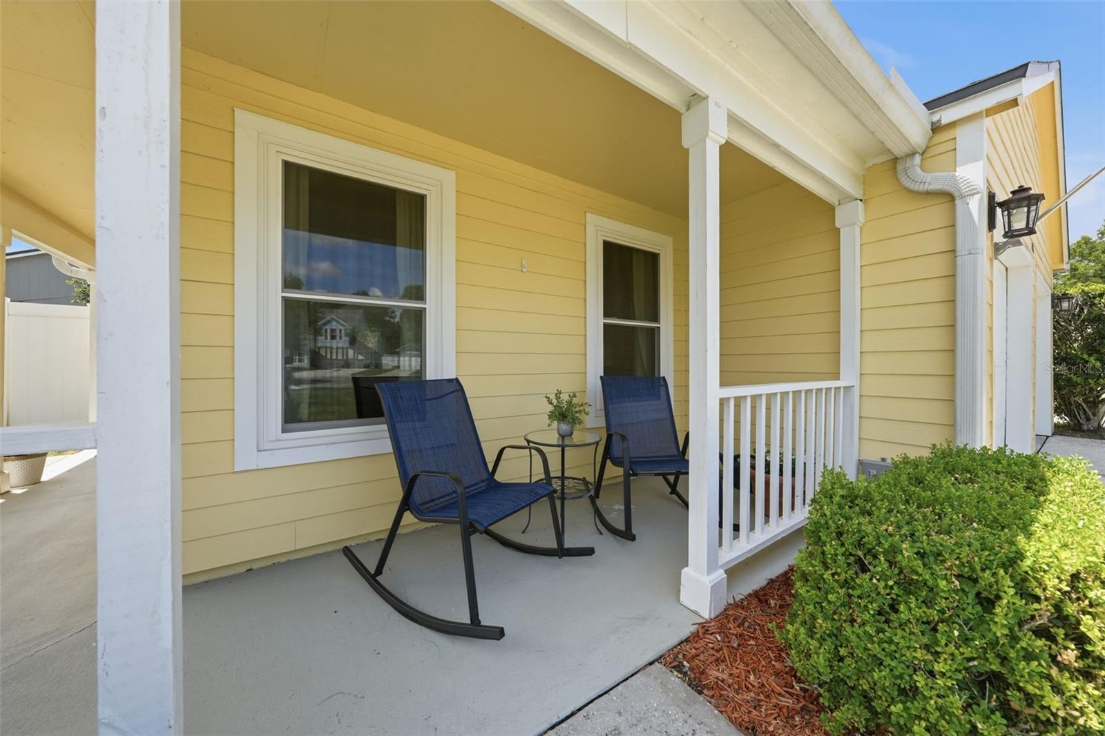 WATERFORD LAKES/CROSSROADS - Residential