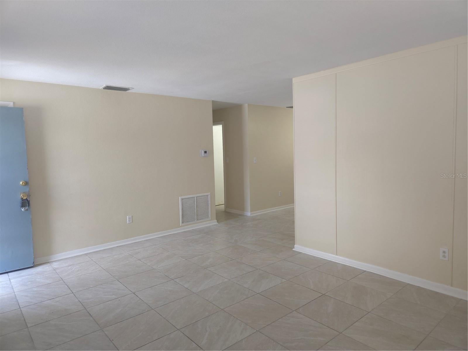 WOODBROOK MANOR - Residential Lease