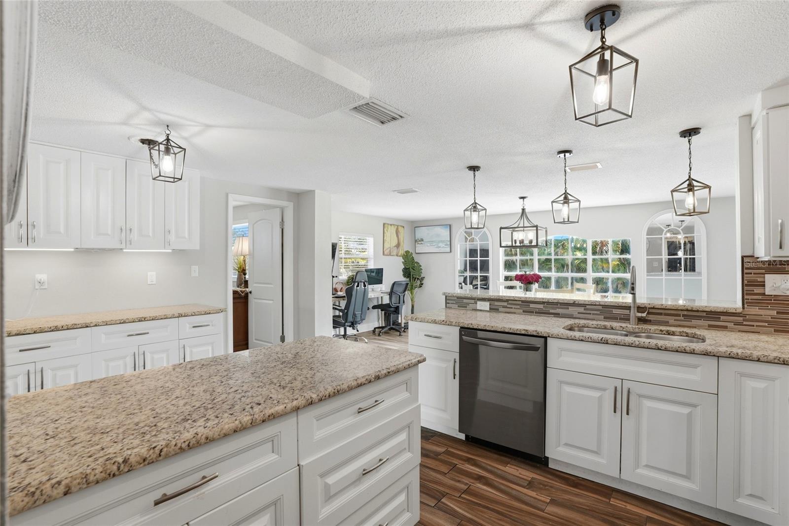 ORANGEWOOD HIGHLANDS 1ST ADD - Residential