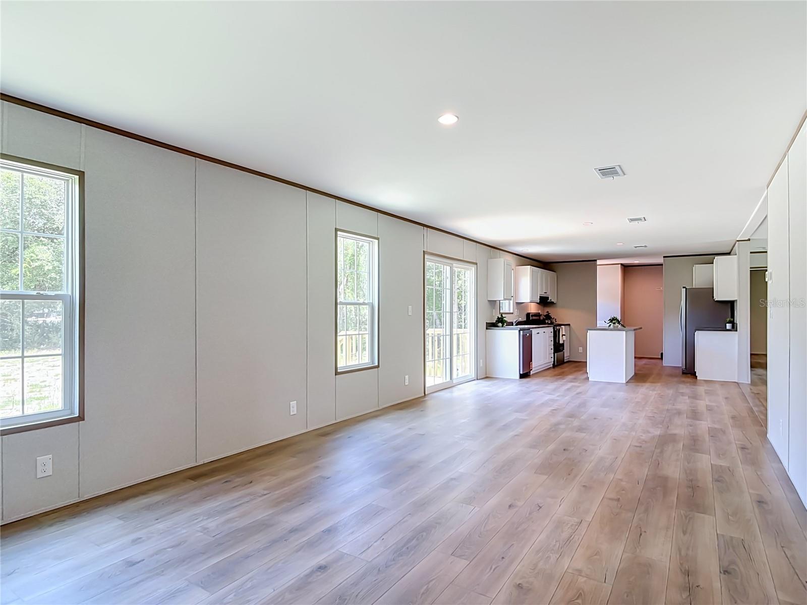 ACREAGE & UNREC - Residential