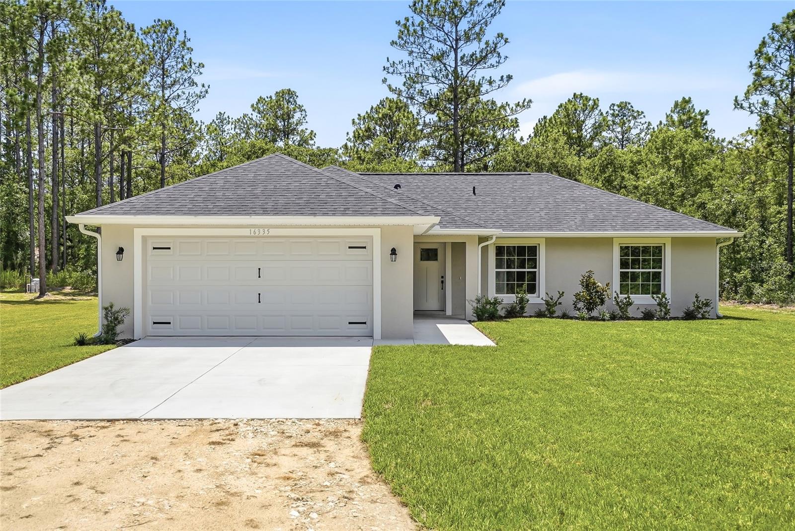 ROYAL HIGHLANDS - Residential