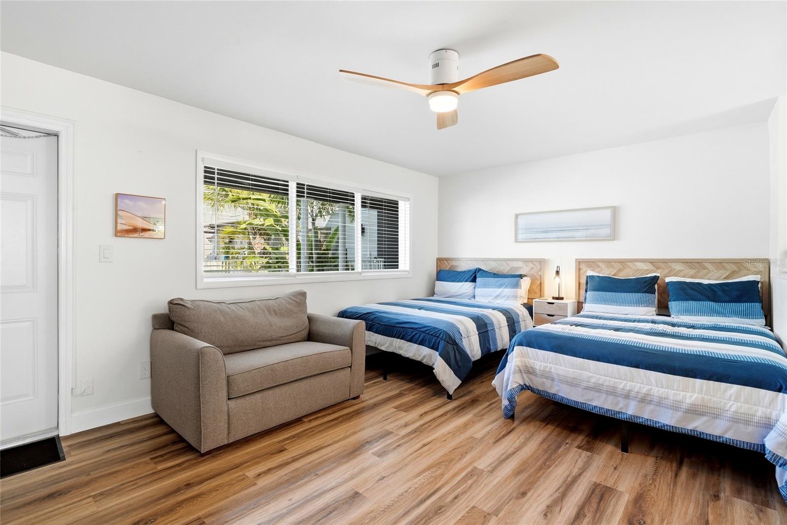 CONEY ISLAND - Commercial Sale