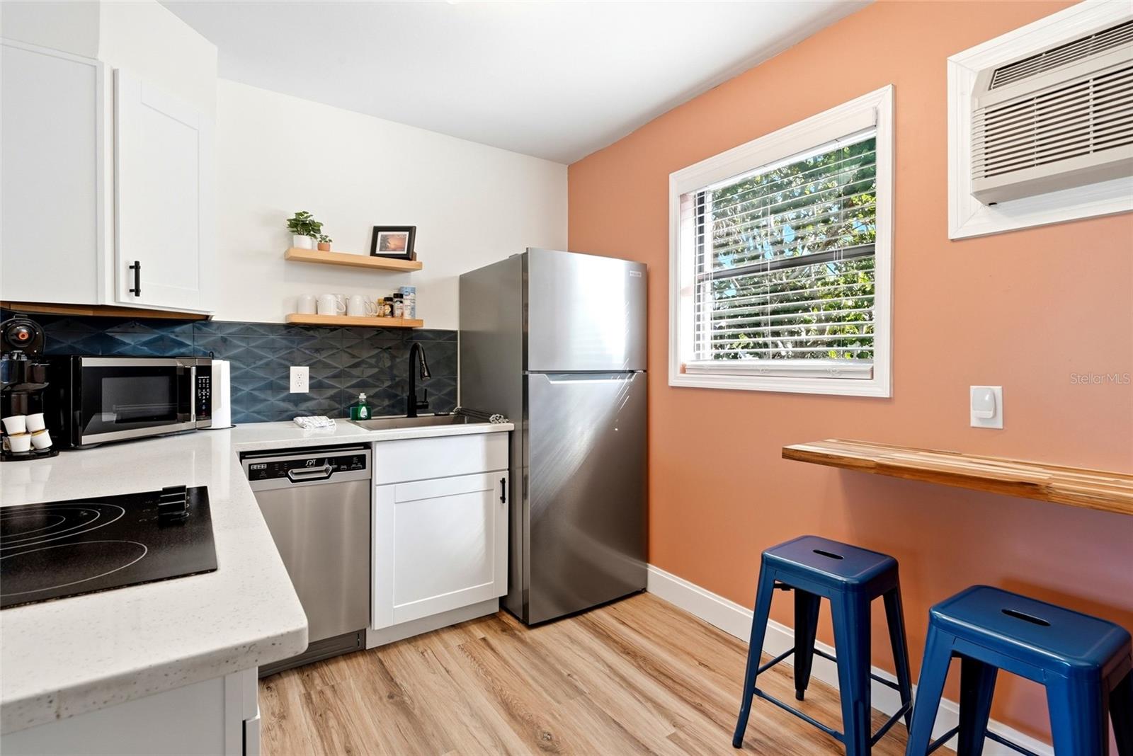 CONEY ISLAND - Commercial Sale