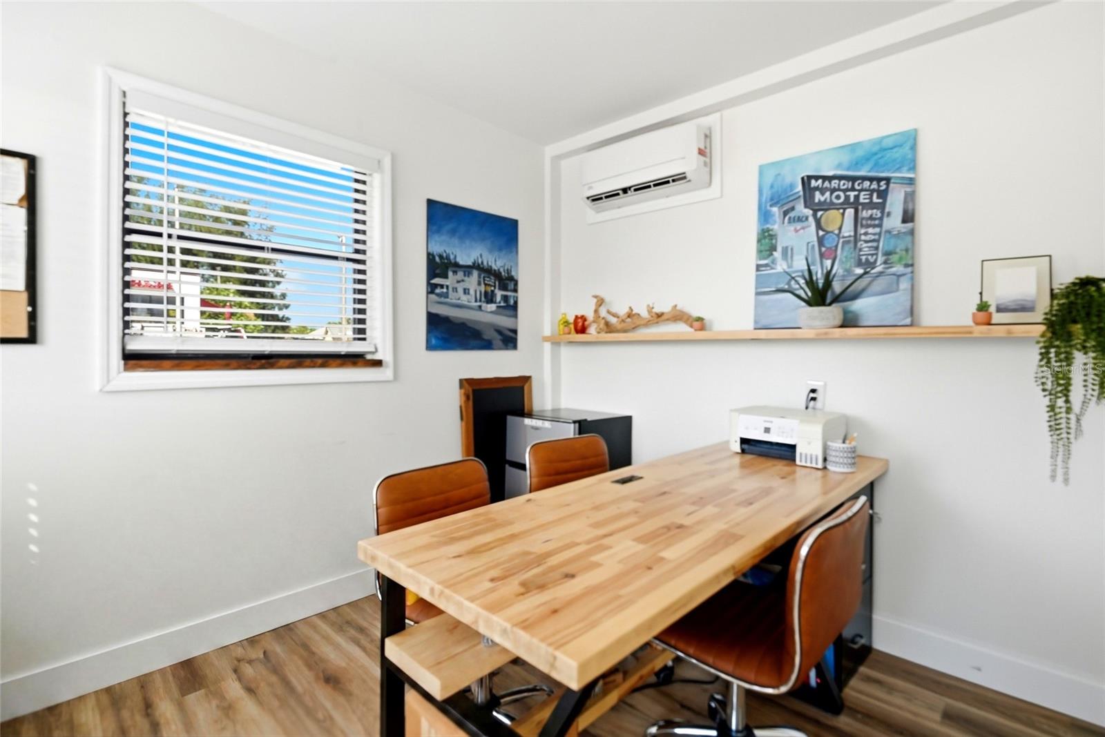CONEY ISLAND - Commercial Sale