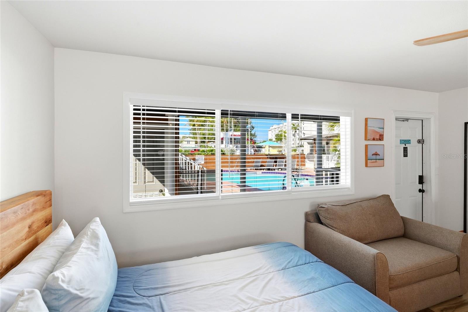 CONEY ISLAND - Commercial Sale