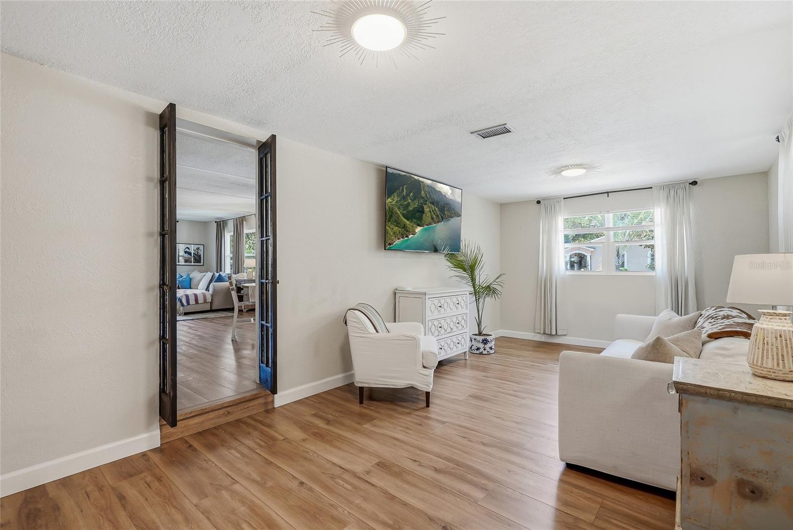 GANDY BLVD PARK - Residential