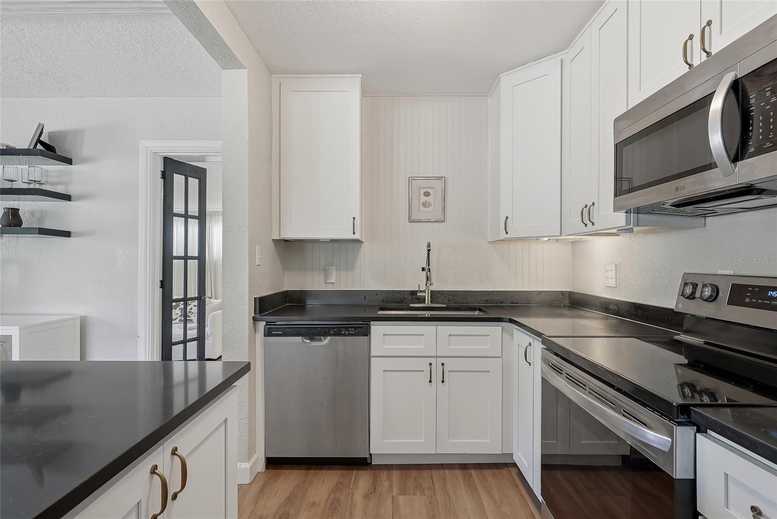 GANDY BLVD PARK - Residential