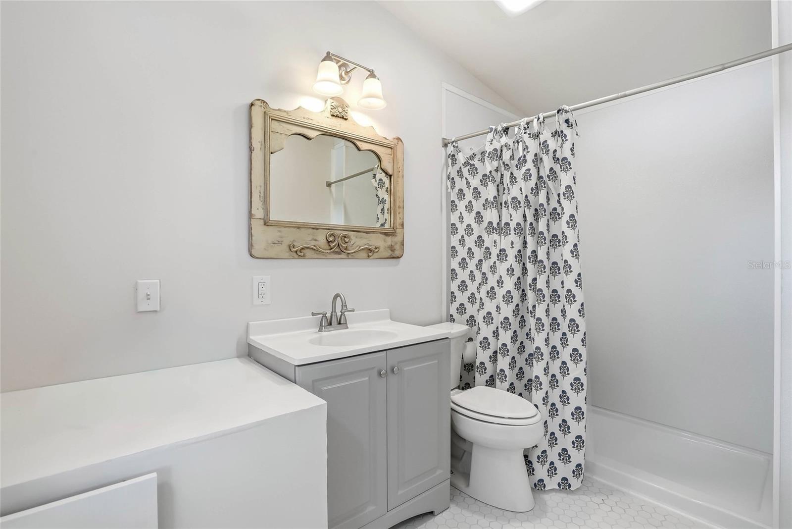 GANDY BLVD PARK - Residential