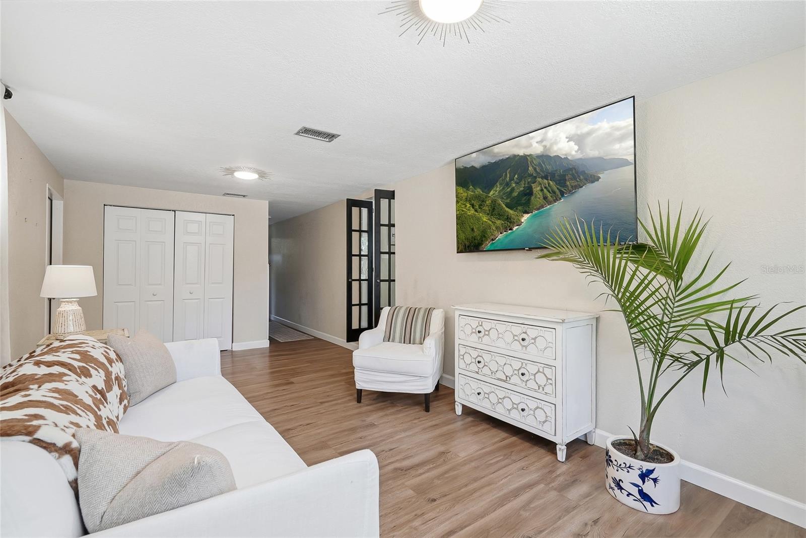 GANDY BLVD PARK - Residential