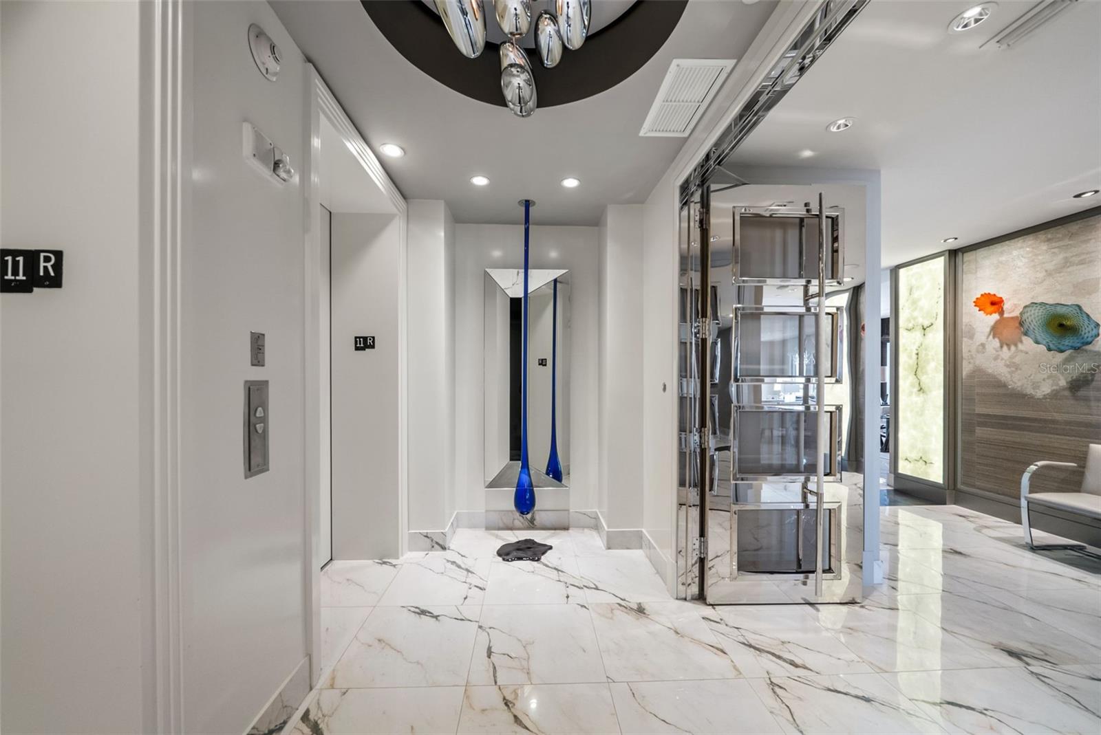THE SAVOY ON PALM - Residential