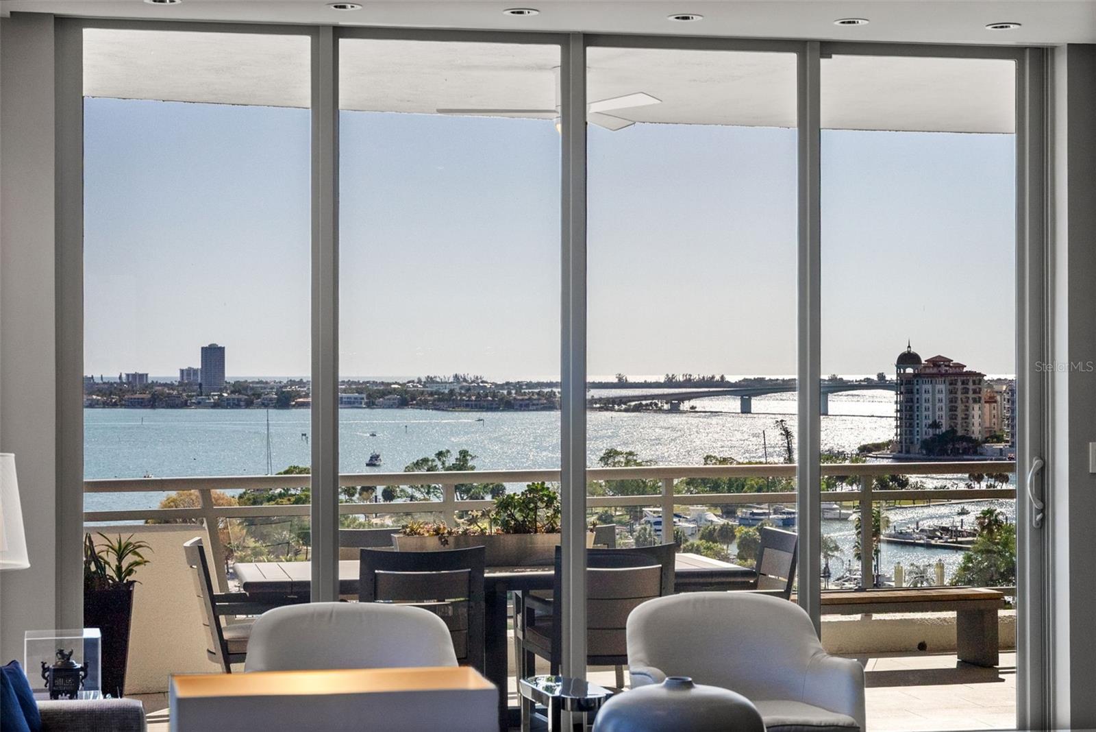 THE SAVOY ON PALM - Residential