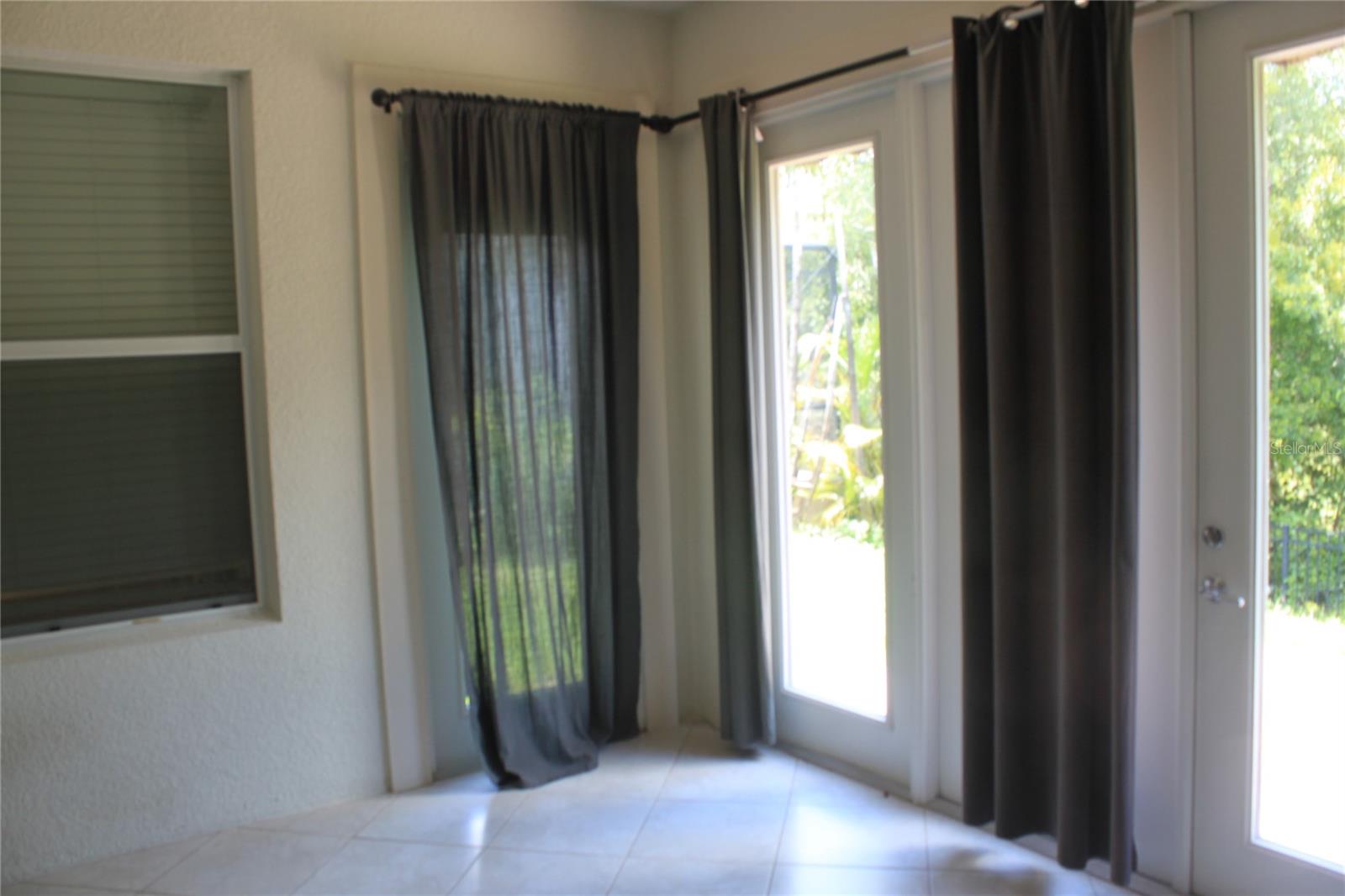 LAKE SAWYER SOUTH PH 04 - Residential Lease