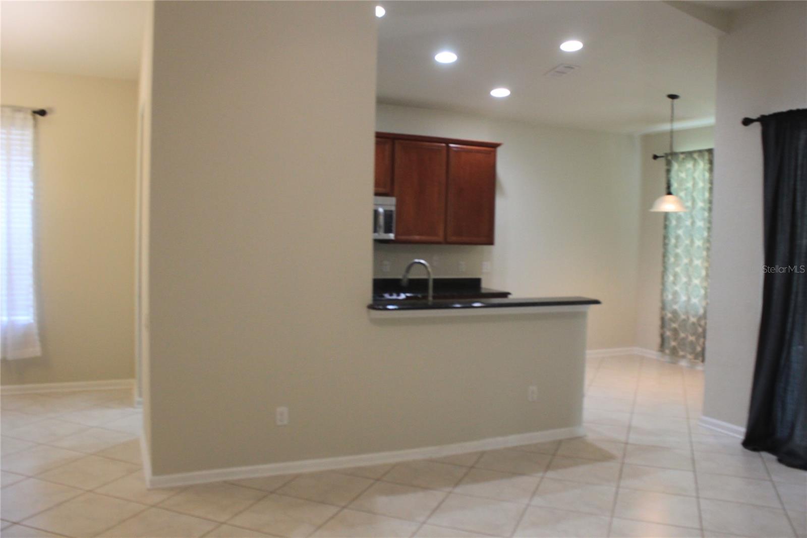 LAKE SAWYER SOUTH PH 04 - Residential Lease