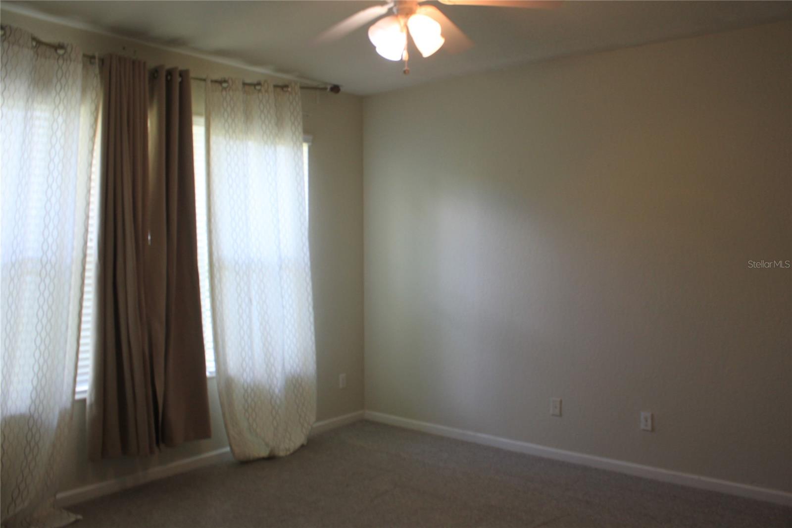 LAKE SAWYER SOUTH PH 04 - Residential Lease