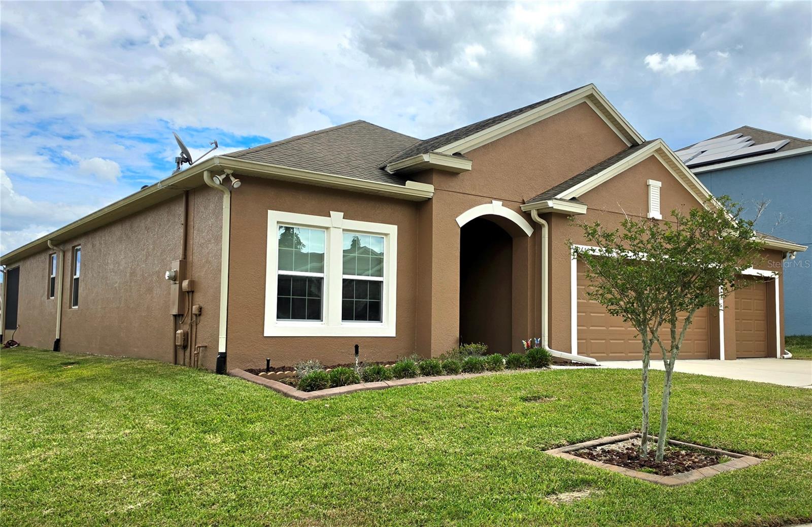 EUSTIS GRAND ISLAND RESERVE - Residential