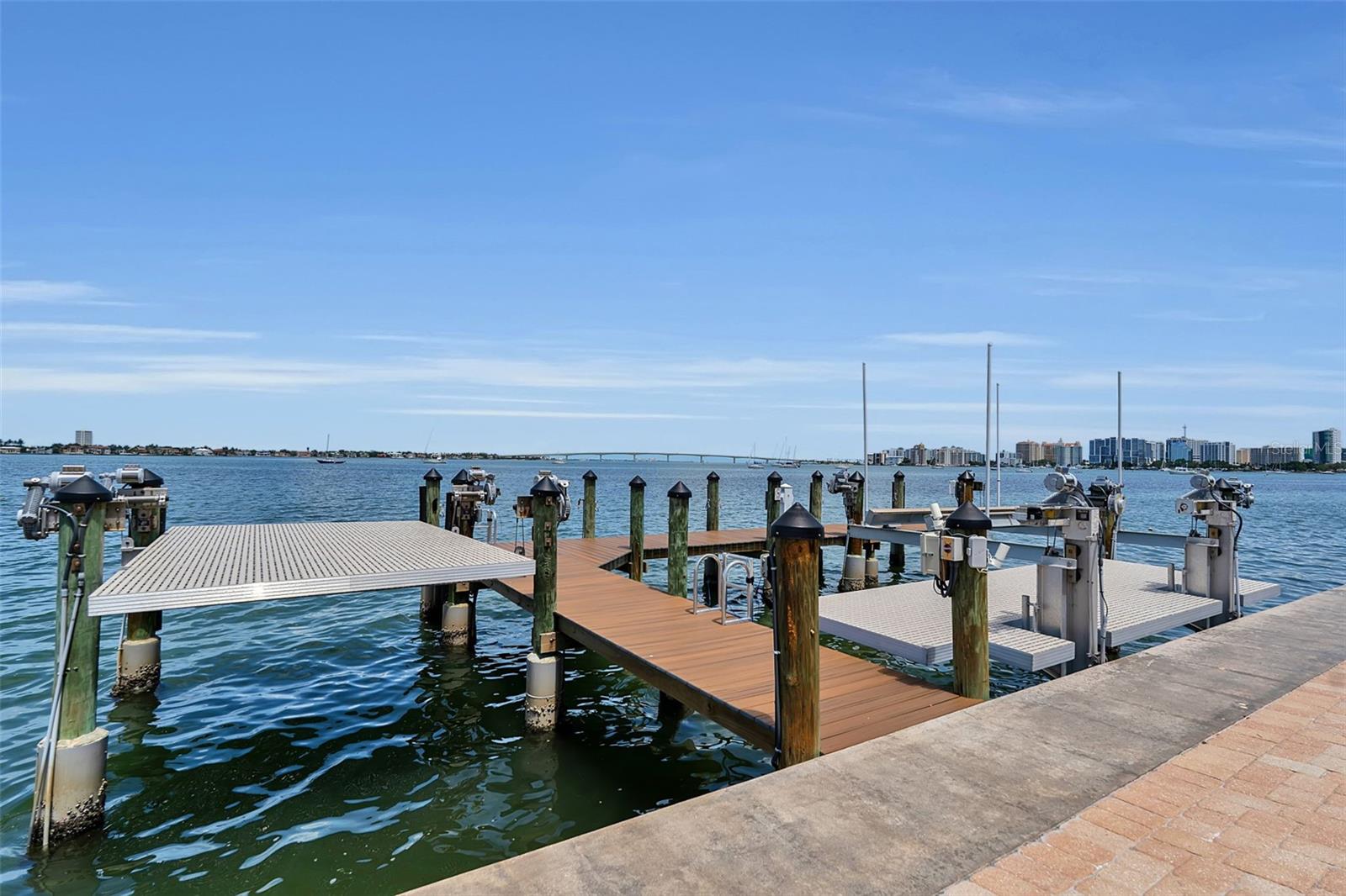 HARBOR ACRES - Residential