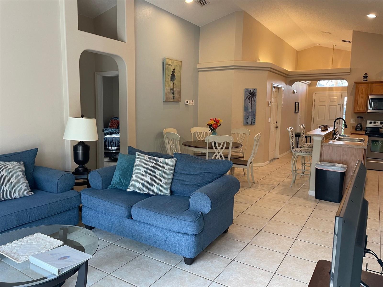 GLENBROOK PH II SUB - Residential Lease