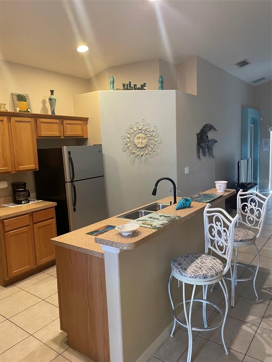 GLENBROOK PH II SUB - Residential Lease