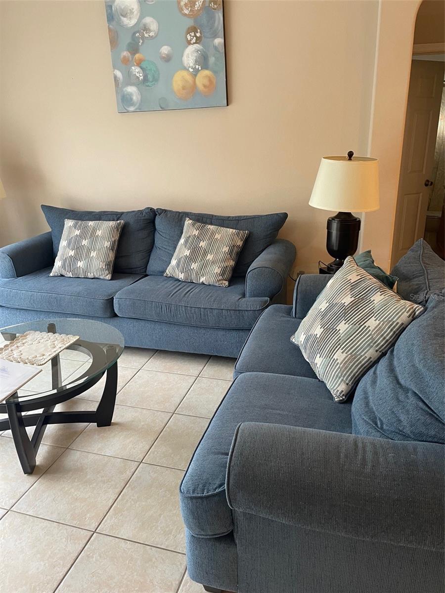 GLENBROOK PH II SUB - Residential Lease