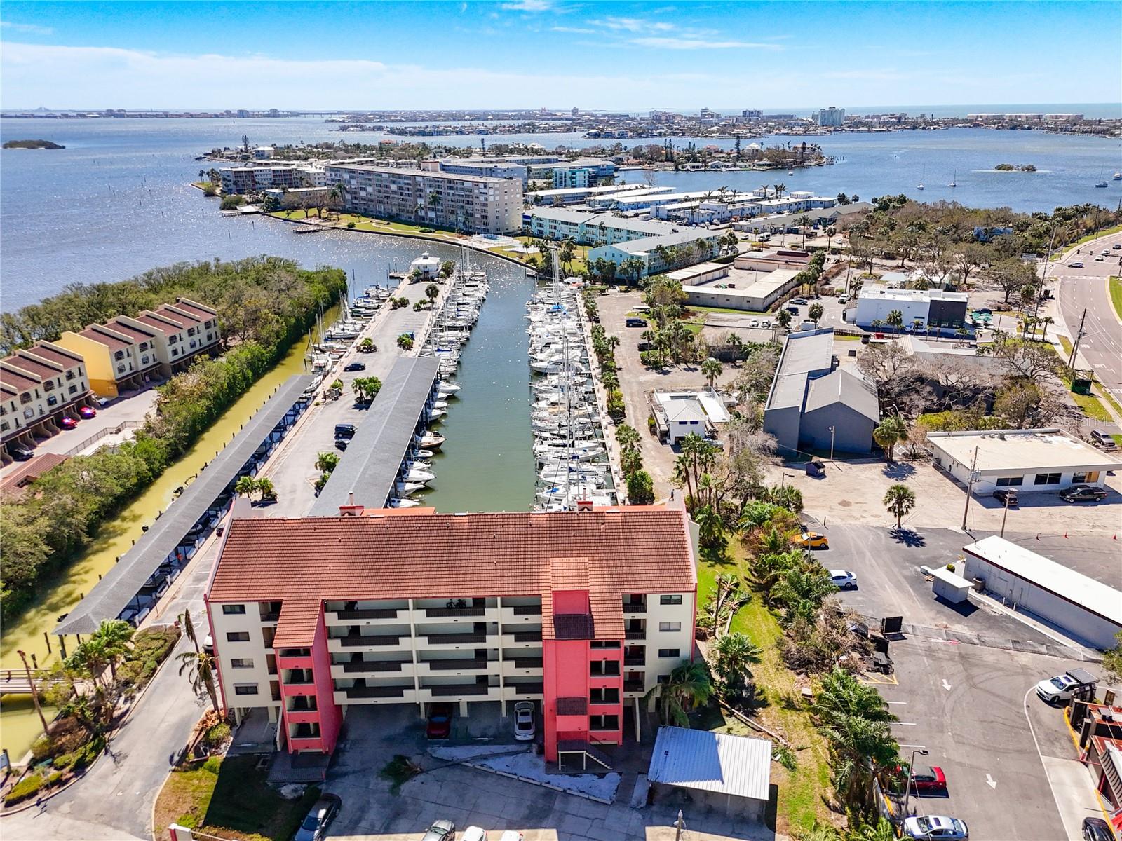 LIGHTHOUSE HARBOR MARINA CONDO - Residential