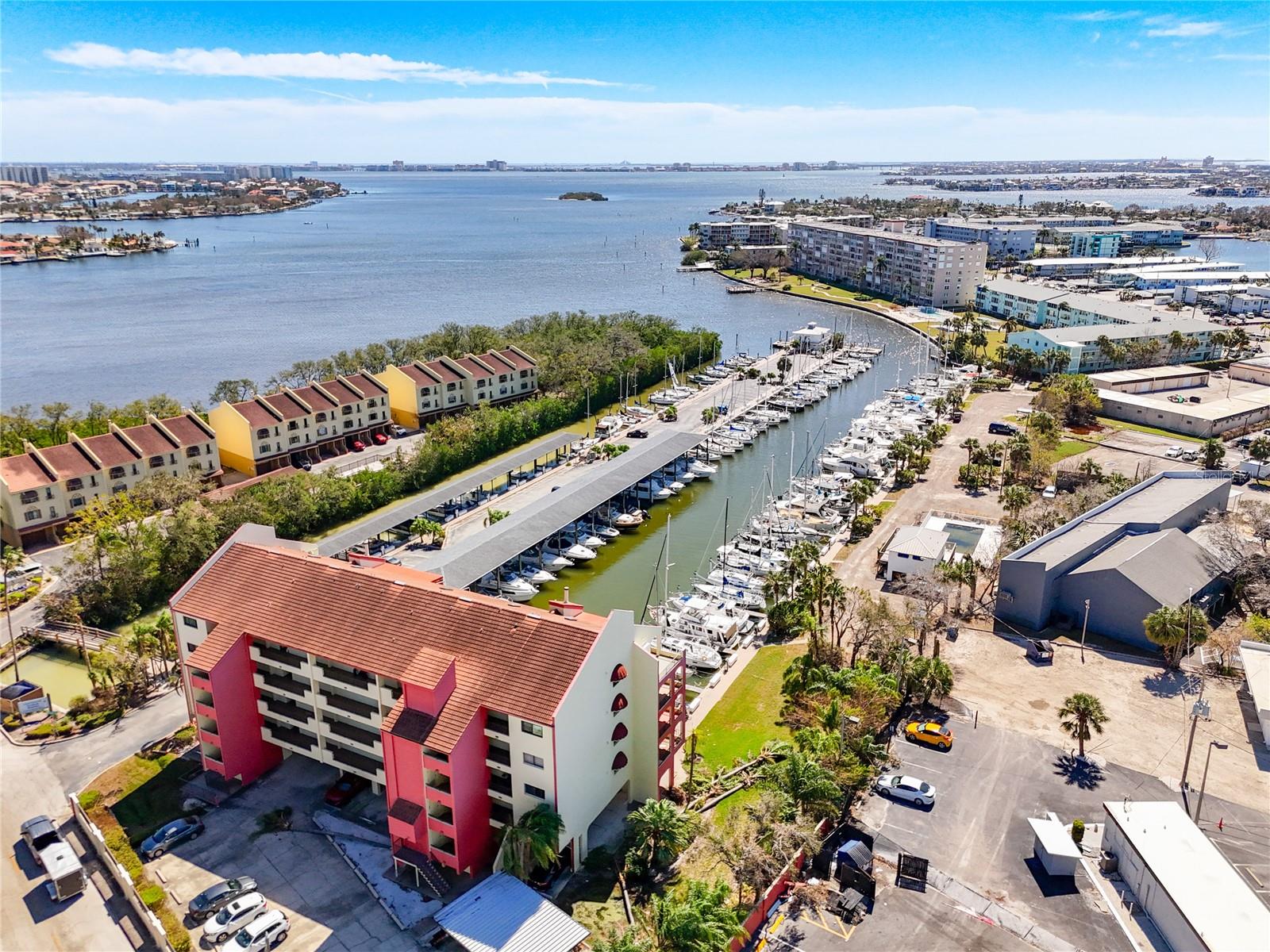 LIGHTHOUSE HARBOR MARINA CONDO - Residential
