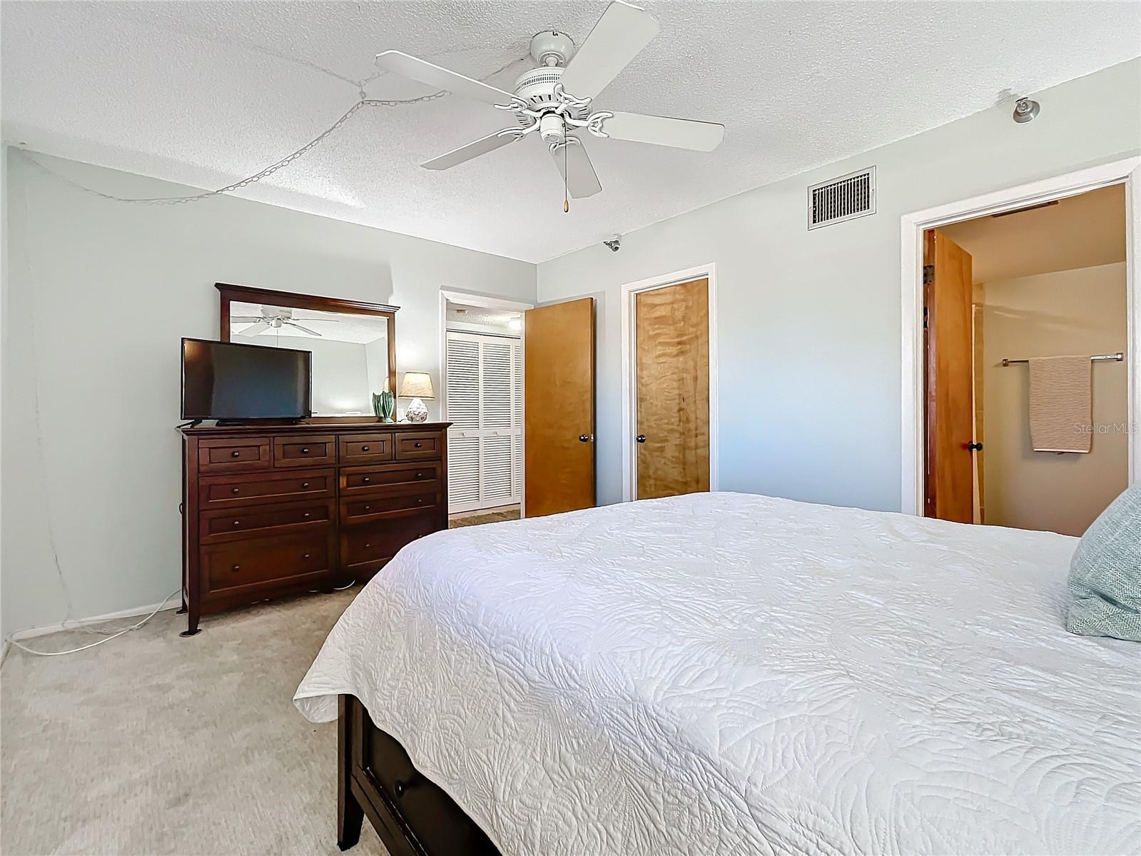 LIGHTHOUSE HARBOR MARINA CONDO - Residential