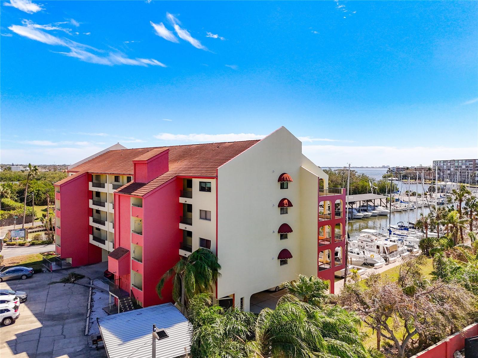 LIGHTHOUSE HARBOR MARINA CONDO - Residential