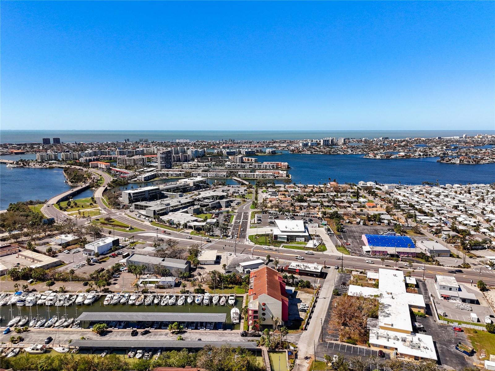 LIGHTHOUSE HARBOR MARINA CONDO - Residential